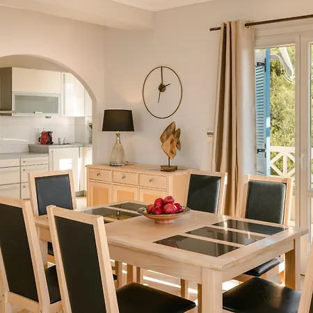 Sea La Vie Willa Fiskardo